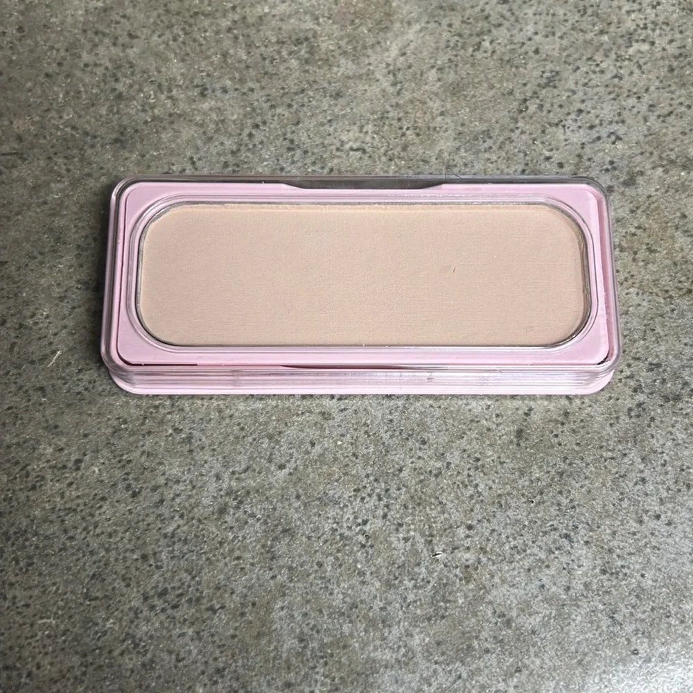 NWT Mary Kay Powder Perfect Pressed Powder Light 4877
